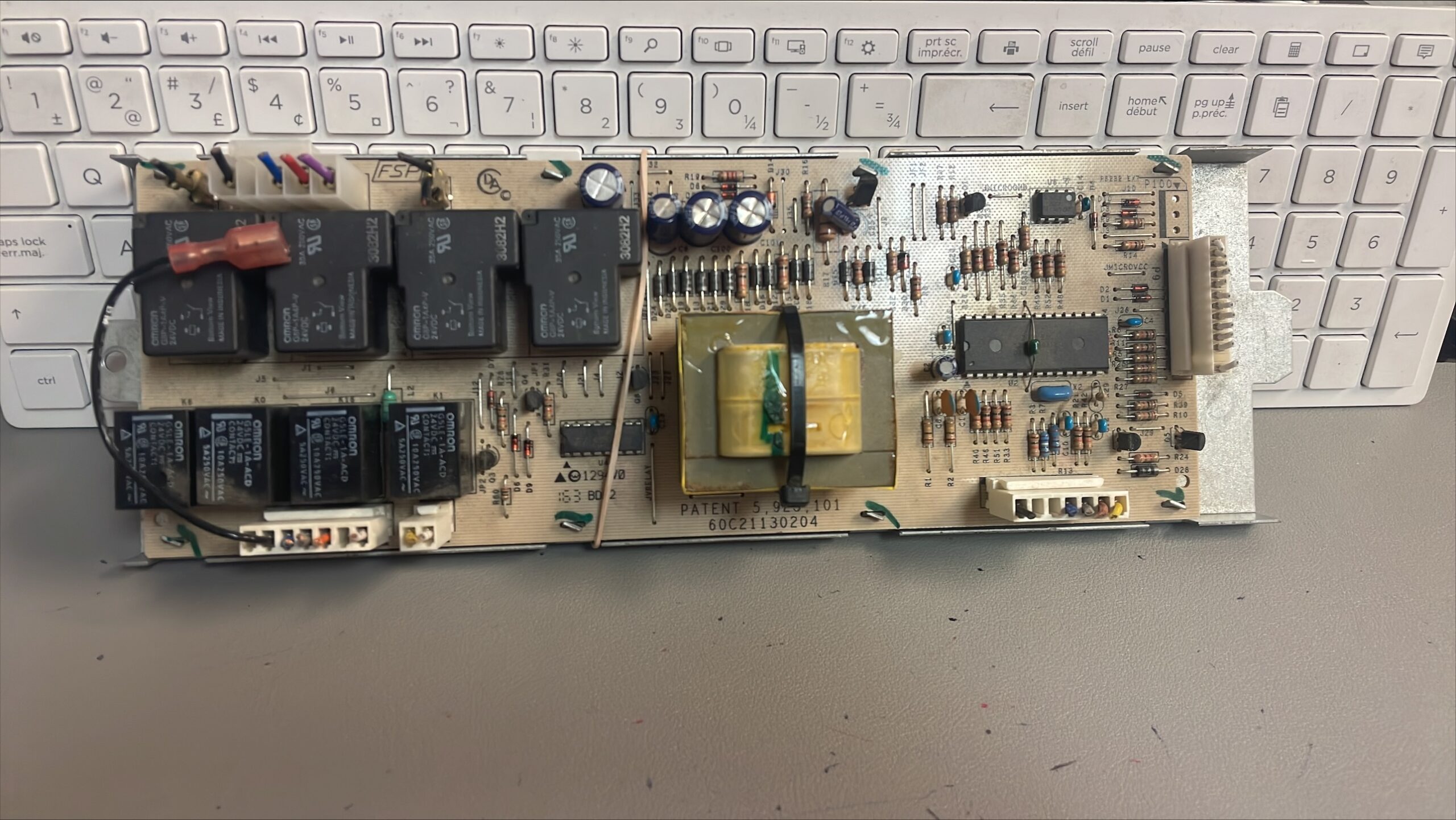 Whirlpool Range Electronic Control Board. Part #WP9782437 Used