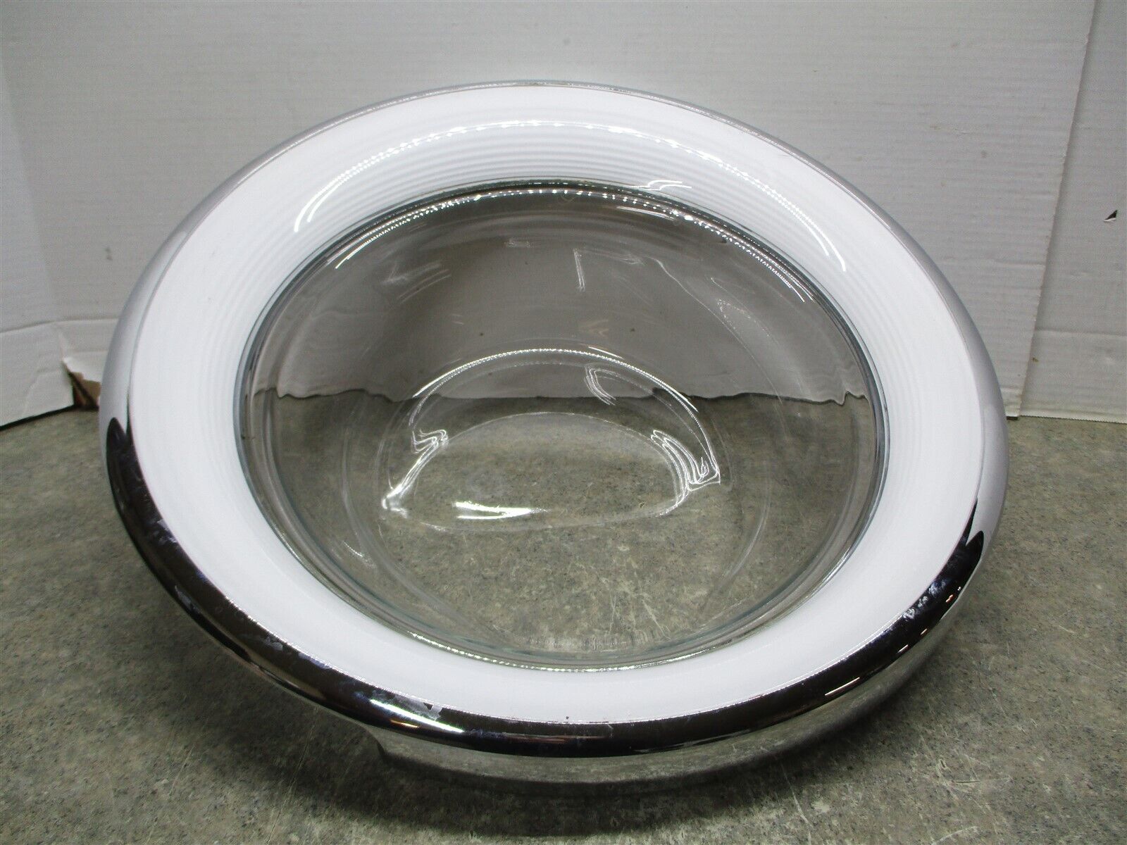Whirlpool Washer Door Trim Ring – White. Part #W11038323