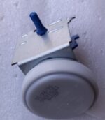 OEM Frigidaire Pressure Switch #137014900-USED